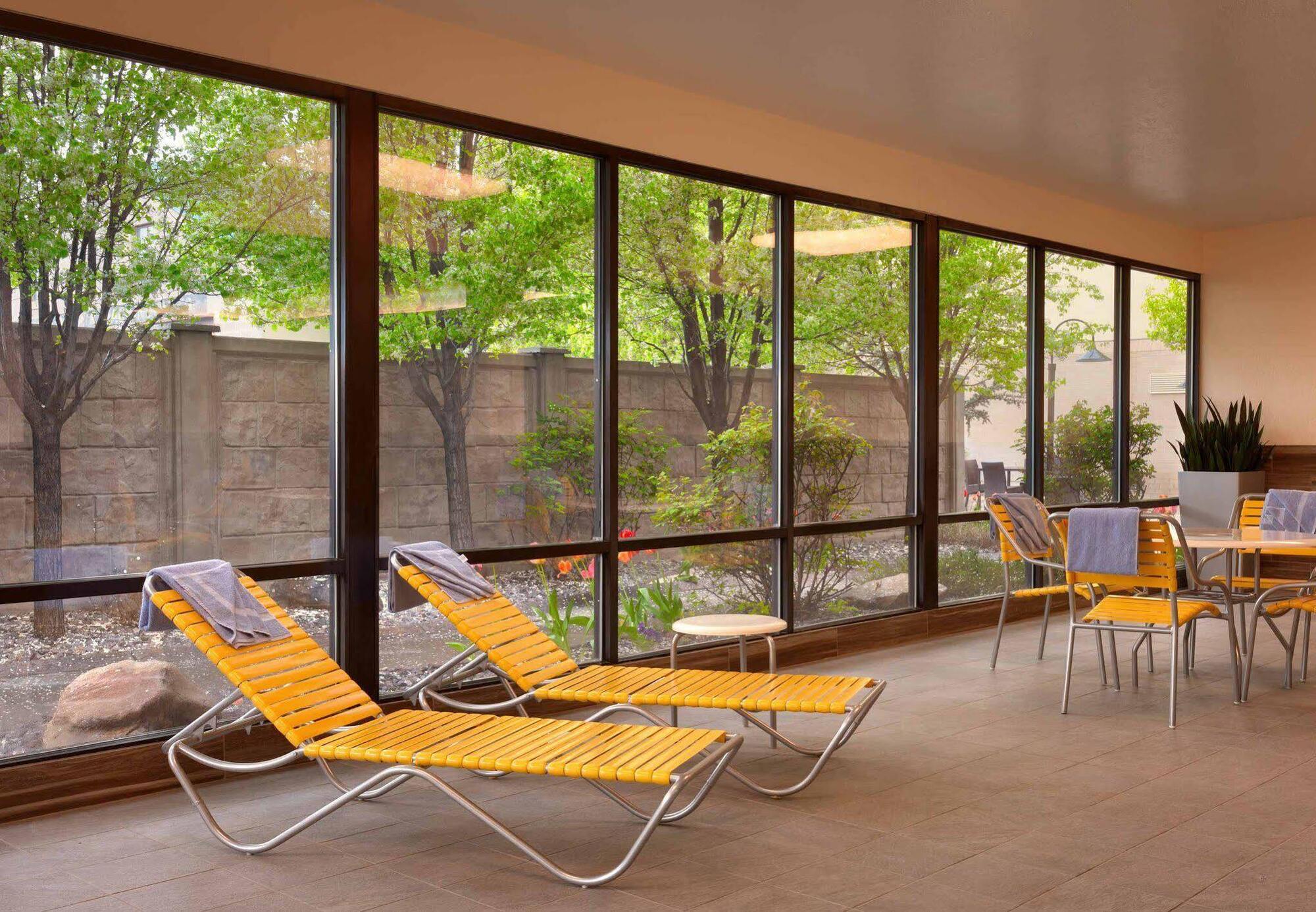Courtyard By Marriott Salt Lake City Downtown Extérieur photo